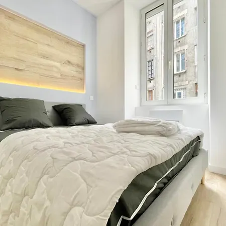 #cc Le Cadet Jean Jaures A B And E Tramway T2 Equipped Apartament