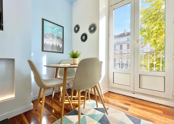 #cc Le Cadet Jean Jaures A B And E Tramway T2 Equipped Apartment Grenoble